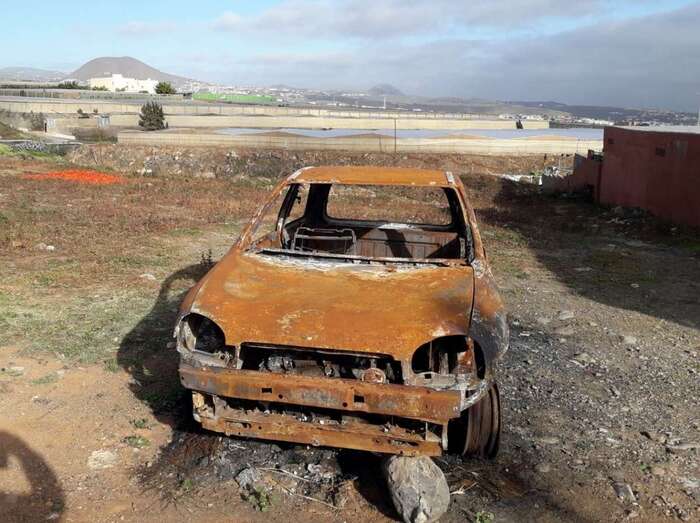 Imagen de los restos del vehículo (Foto TA)