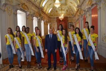 Macarena Ramos (Foto Antonio Alí 1-7) y Francisco Javier Santana (Foto 8-26)