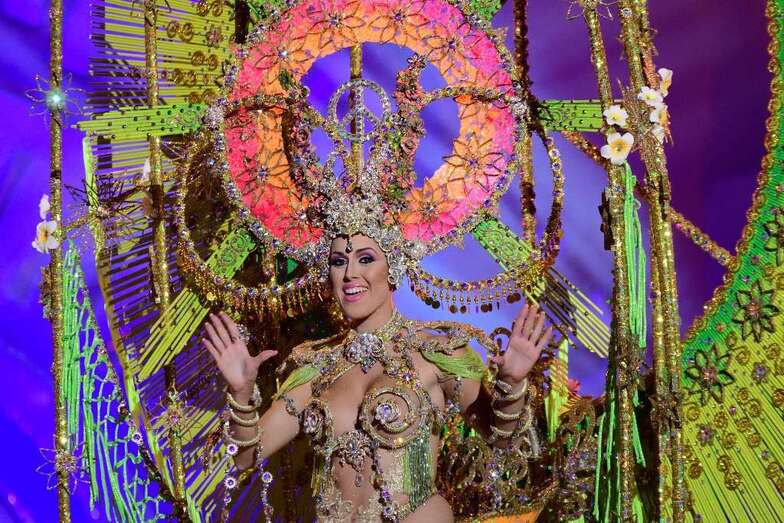 Macarena Ramos con su fantasía en la gala de esta noche (Foto TA)