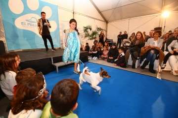 II Pasarela Canina de Disfraces en el CC El Mirador (Foto TA)