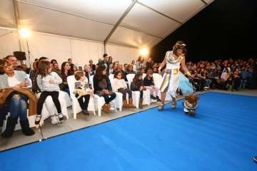 II Pasarela Canina de Disfraces en el CC El Mirador (Foto TA)