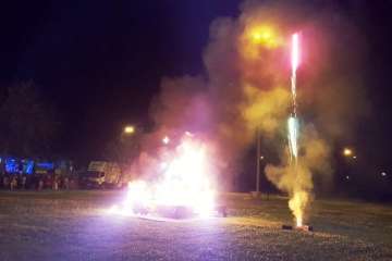 Quema de la sardina y gran mogollón en el auditorio del parque urbano de San Juan (Foto TA)