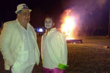 Quema de la sardina y gran mogollón en el auditorio del parque urbano de San Juan (Foto TA)