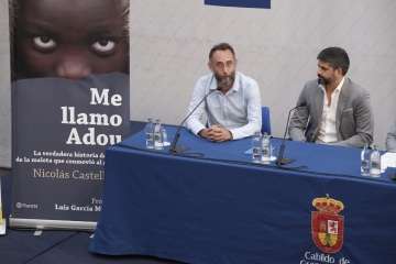 Presentación del nuevo libro del periodista teldense Nicolás Castellano (Foto TA)