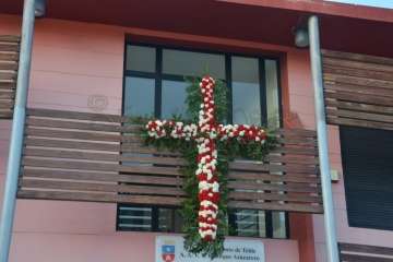 Enramado de la Cruz en El Roque Azucarero de Telde (Foto Francisco Javier Santana)