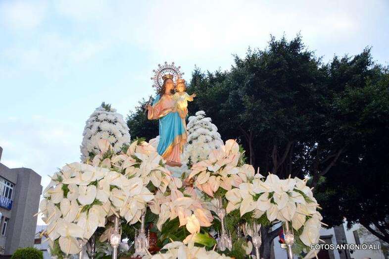 Trono de María Auxiliadora (Foto Antonio Alí)