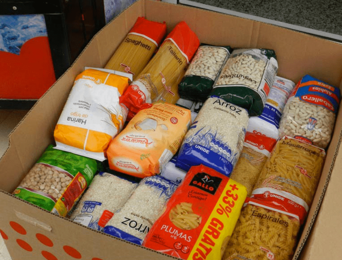 La ciudadanía podrá entregar los alimentos en puntos habilitados a la entrada de los establecimientos Mercadona, Alcampo, Lidl, Spar, Hiperdino, Makro y Eroski (Foto TA)