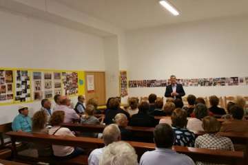 Charla del cronista de Telde en El Calero (Foto TA)