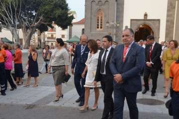 El patrono de Telde vuelve a tomar las calles de San Juan por la noche (Foto Francisco Javier Santana)