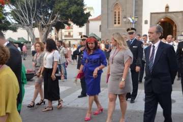 El patrono de Telde vuelve a tomar las calles de San Juan por la noche (Foto Francisco Javier Santana)