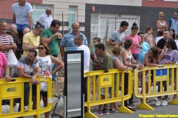 Carreras de caballos y entrega de premios en la Avenida del Cabildo (Foto TA)