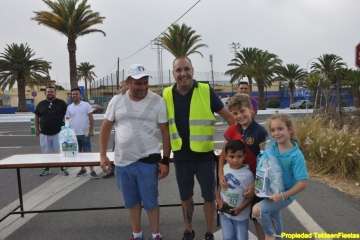 Carreras de caballos y entrega de premios en la Avenida del Cabildo (Foto TA)