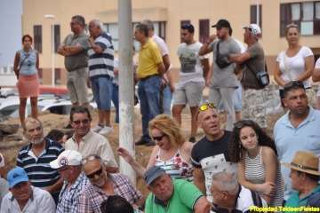 Carreras de caballos y entrega de premios en la Avenida del Cabildo (Foto TA)