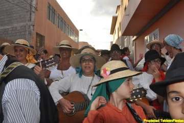 Romería en El Goro (Foto 1-54); en Marpequeña (Foto 55-61); en Las Huesas (Foto 62-80) y en Hoya Aguedita (Foto 81-83). Reportaje gráfico de Teldeenfiestas.