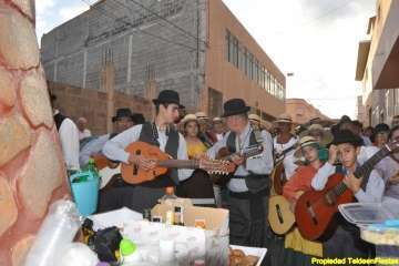 Romería en El Goro (Foto 1-54); en Marpequeña (Foto 55-61); en Las Huesas (Foto 62-80) y en Hoya Aguedita (Foto 81-83). Reportaje gráfico de Teldeenfiestas.