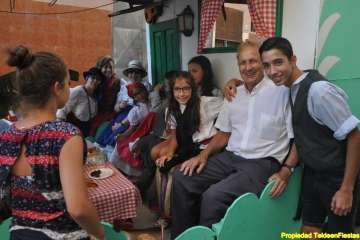 Romería en El Goro (Foto 1-54); en Marpequeña (Foto 55-61); en Las Huesas (Foto 62-80) y en Hoya Aguedita (Foto 81-83). Reportaje gráfico de Teldeenfiestas.