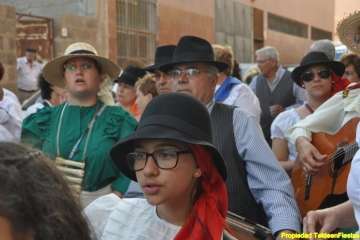 Romería en El Goro (Foto 1-54); en Marpequeña (Foto 55-61); en Las Huesas (Foto 62-80) y en Hoya Aguedita (Foto 81-83). Reportaje gráfico de Teldeenfiestas.