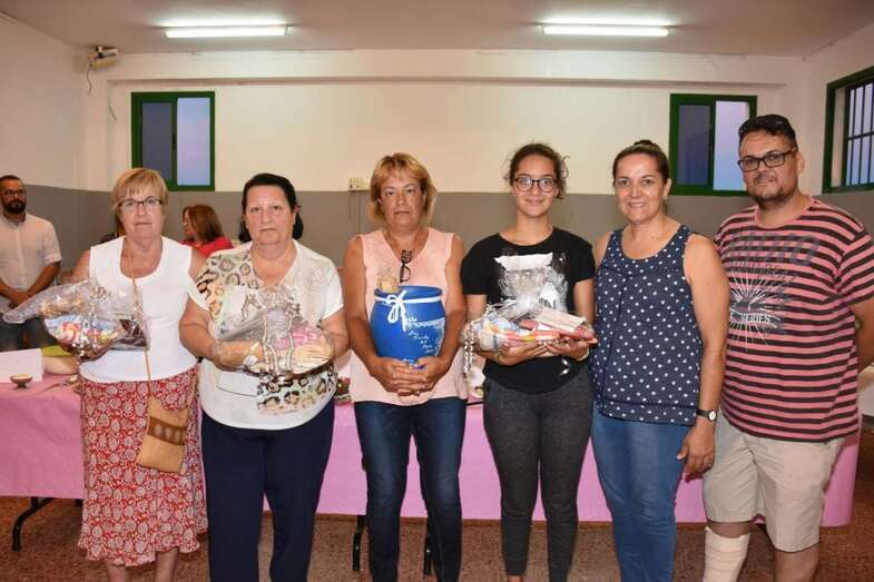 Foto de grupo de los ganadores (Foto Antonio Alí)