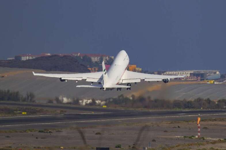 Imagen de un Boeing 747 despegando desde el Aeropuerto de Gran Canaria (Foto Antonio Rodríguez)