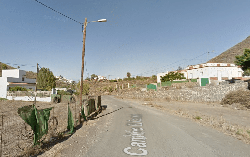 Más de 70 familias residen en este remoto núcleo de viviendas ubicado entre Maipez y Hornos del Rey (Foto TA)