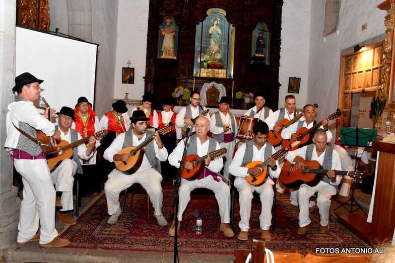Grupo folclórico Taror (Foto TA)