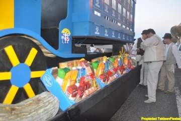 Caserones Altos ofrenda a la Virgen del Pilar (Foto Teldeenfiestas)