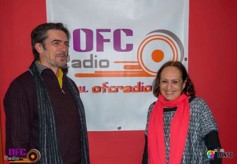 Eduardo Díaz y Asunción Sarais, presentadores del programa (Foto TA)