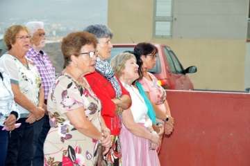Misa y procesión en Caserones Altos para despedir sus fiestas (Foto Francisco Javier Santana)
