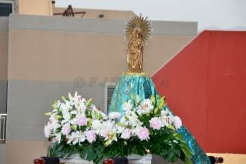 Misa y procesión en Caserones Altos para despedir sus fiestas (Foto Francisco Javier Santana)