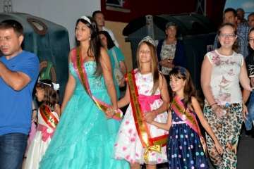 Misa y procesión en Caserones Altos para despedir sus fiestas (Foto Francisco Javier Santana)