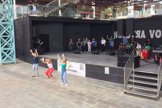 Gala musical de los jóvenes baha'is en Las Terrazas-Telde (Foto TA)