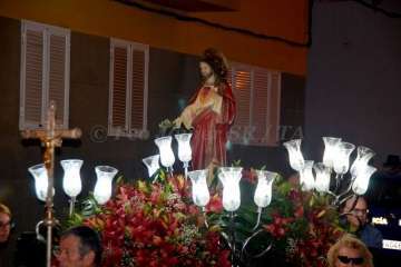 Misa y procesión del Sagrado Corazón de Jesús en el pueblo de Ojos de Garza (Foto Francisco Javier Santana)