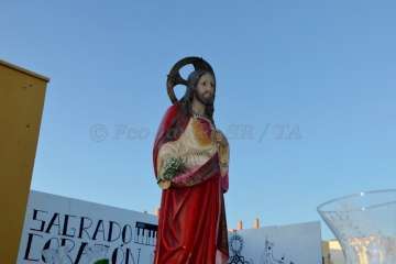 Misa y procesión del Sagrado Corazón de Jesús en el pueblo de Ojos de Garza (Foto Francisco Javier Santana)