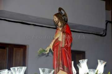 Misa y procesión del Sagrado Corazón de Jesús en el pueblo de Ojos de Garza (Foto Francisco Javier Santana)