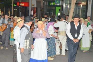 Los Llanos sucumbe al encanto de Los Finaos (Foto Francisco Javier Santana)