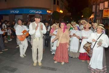 Los Llanos sucumbe al encanto de Los Finaos (Foto Francisco Javier Santana)
