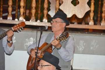 Los Llanos sucumbe al encanto de Los Finaos (Foto Francisco Javier Santana)