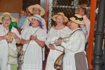 Los Llanos sucumbe al encanto de Los Finaos (Foto Francisco Javier Santana)