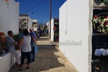 Los cementerios de San Juan y San Gregorio este miércoles, festividad de Todos los Santos (Foto Antonio Alí y Francisco Javier Santana)