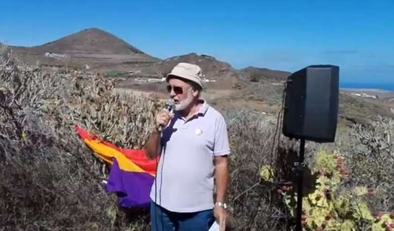 Momento del acto de este mediodía en la Sima de Jinámar (Foto TA)