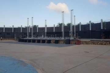 El auditorio del parque de San Juan se prepara para recibir a El Caballero de la Salsa (Foto TA)