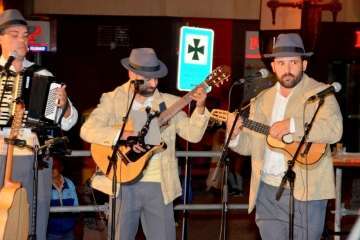 Baile de taifa en Los Llanos de Telde (Foto Francisco Javier Santana y Antonio Alí)
