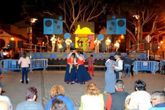 Baile de taifa en Los Llanos de Telde (Foto Francisco Javier Santana y Antonio Alí)