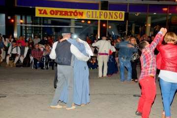 Baile de taifa en Los Llanos de Telde (Foto Francisco Javier Santana y Antonio Alí)