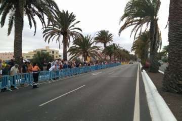 Las carreras de caballos toman la Avenida del Cabildo (TA y Francisco Javier Santana)