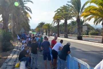 Las carreras de caballos toman la Avenida del Cabildo (TA y Francisco Javier Santana)