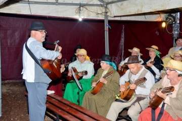 Lomo Catela vive tres días de fiestas por Santa Bárbara (Foto TA, TF y Francisco Javier Santana)