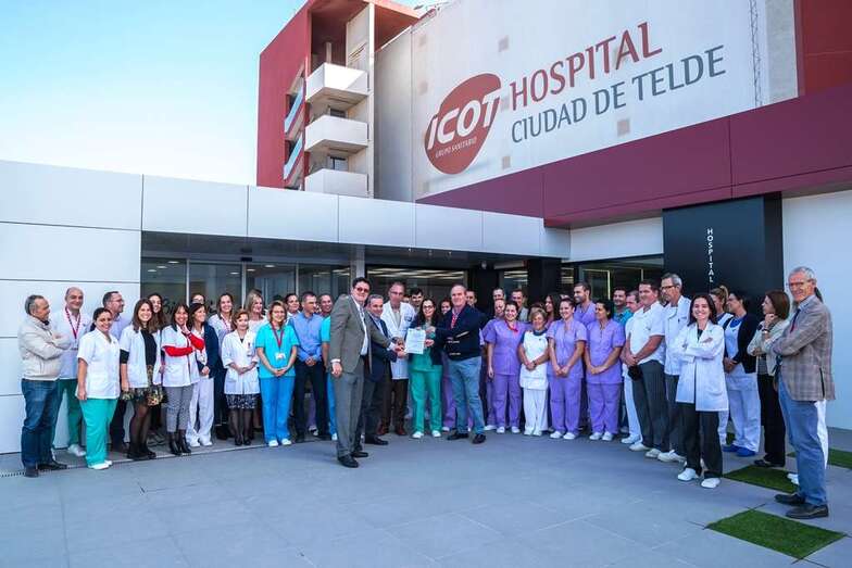 Acto de entrega de los certificados de calidad ISO: 9001 e ISO: 14001 al Hospital ICOT Ciudad de Telde (Foto TA)