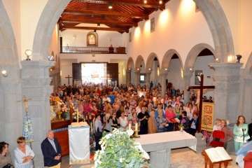 La Inmaculada Concepción enfervoriza a Jinámar (Foto Francisco Javier Santana)
