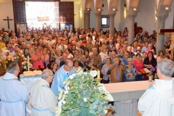 La Inmaculada Concepción enfervoriza a Jinámar (Foto Francisco Javier Santana)